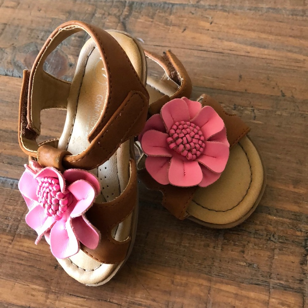 Gently used Girls Sandals